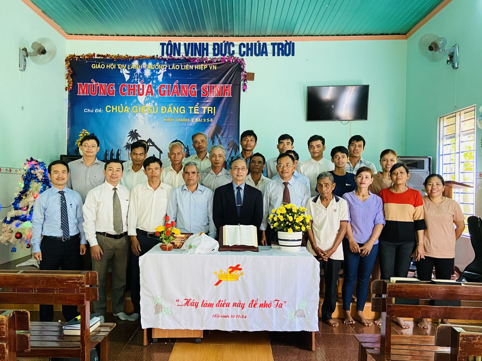 Các Mục sư - Truyền đạo và Nhân sự về dự hiệp nguyện kỳ này